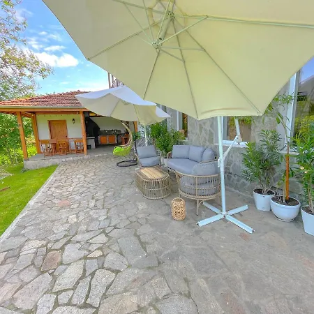 Au Nature Gasthuis Golyama Zhelyazna