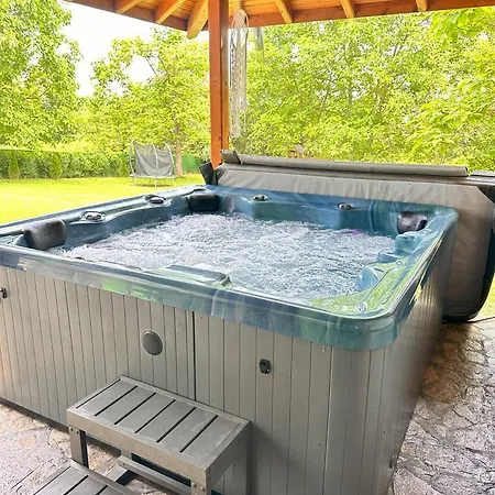 Au Nature Gasthuis Golyama Zhelyazna